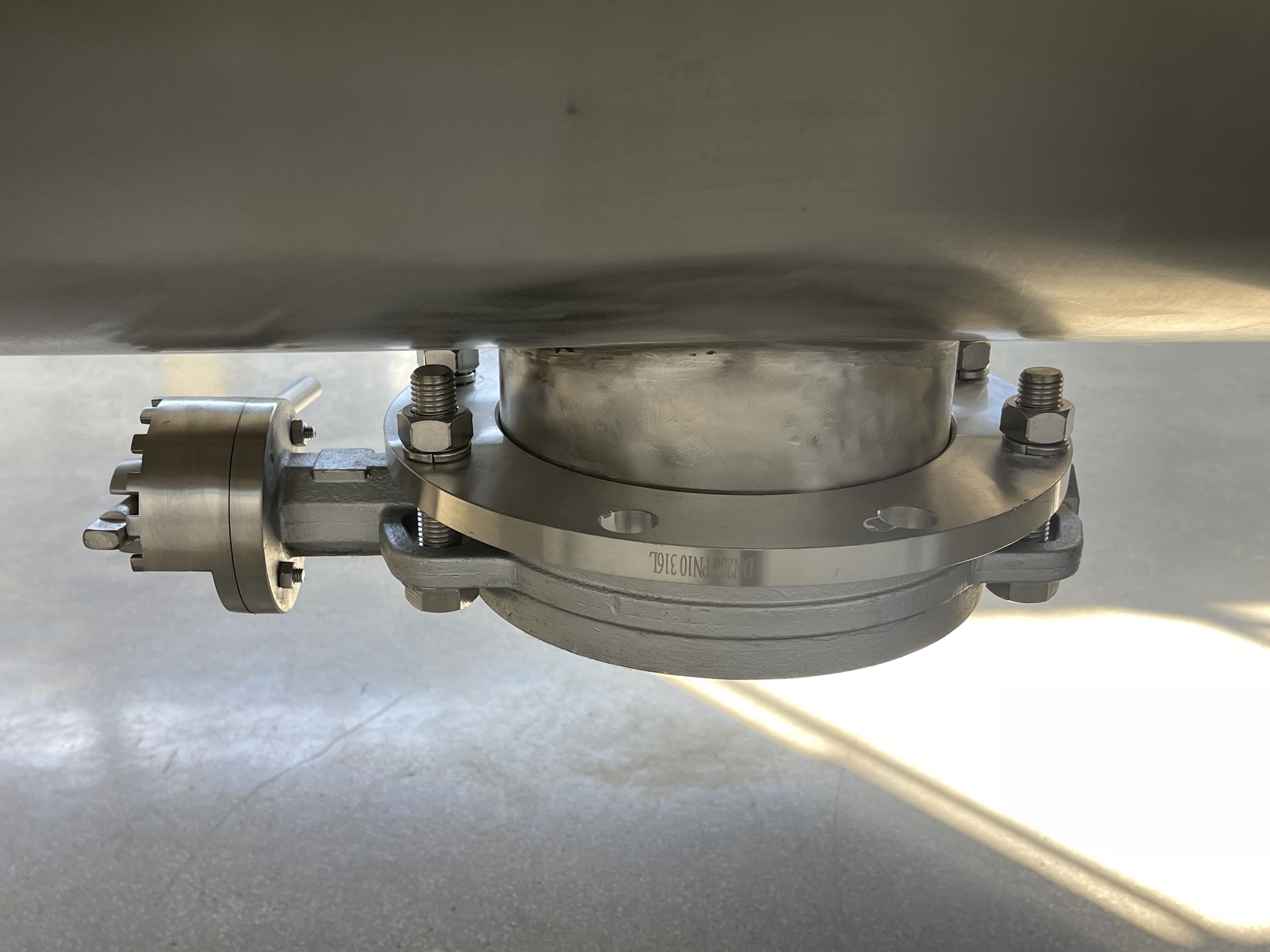 Small-Horizontal-Ribbon-Blender (6)