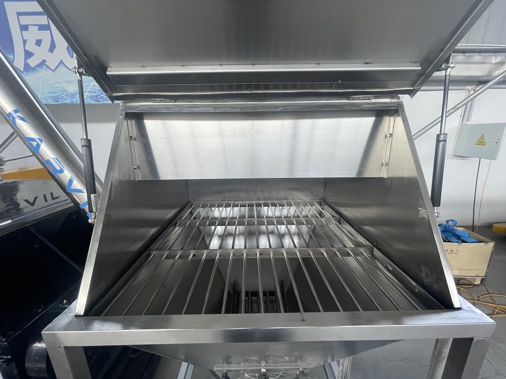 Electric-Heating-&-PLC-Control-Tilting-Kneader- for-Protein-Bars (5)