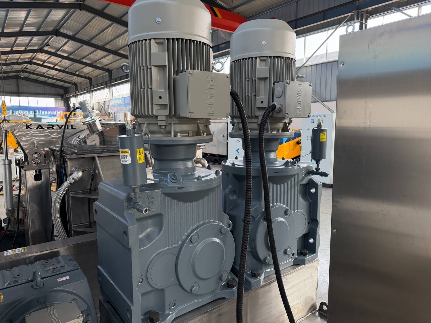 Sigma Kneader with Extruder Discharge (5)