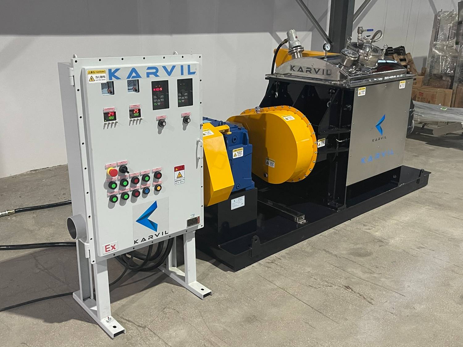 300L Explosion-Proof Vacuum Screw Discharge Kneader Mixer (4)