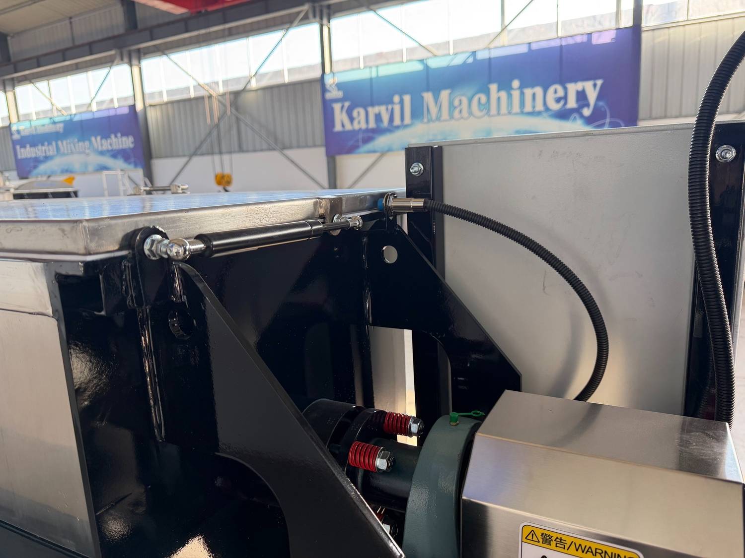 Horizontal-Ribbon-Blender-for-Plastic-Masterbatch (11)