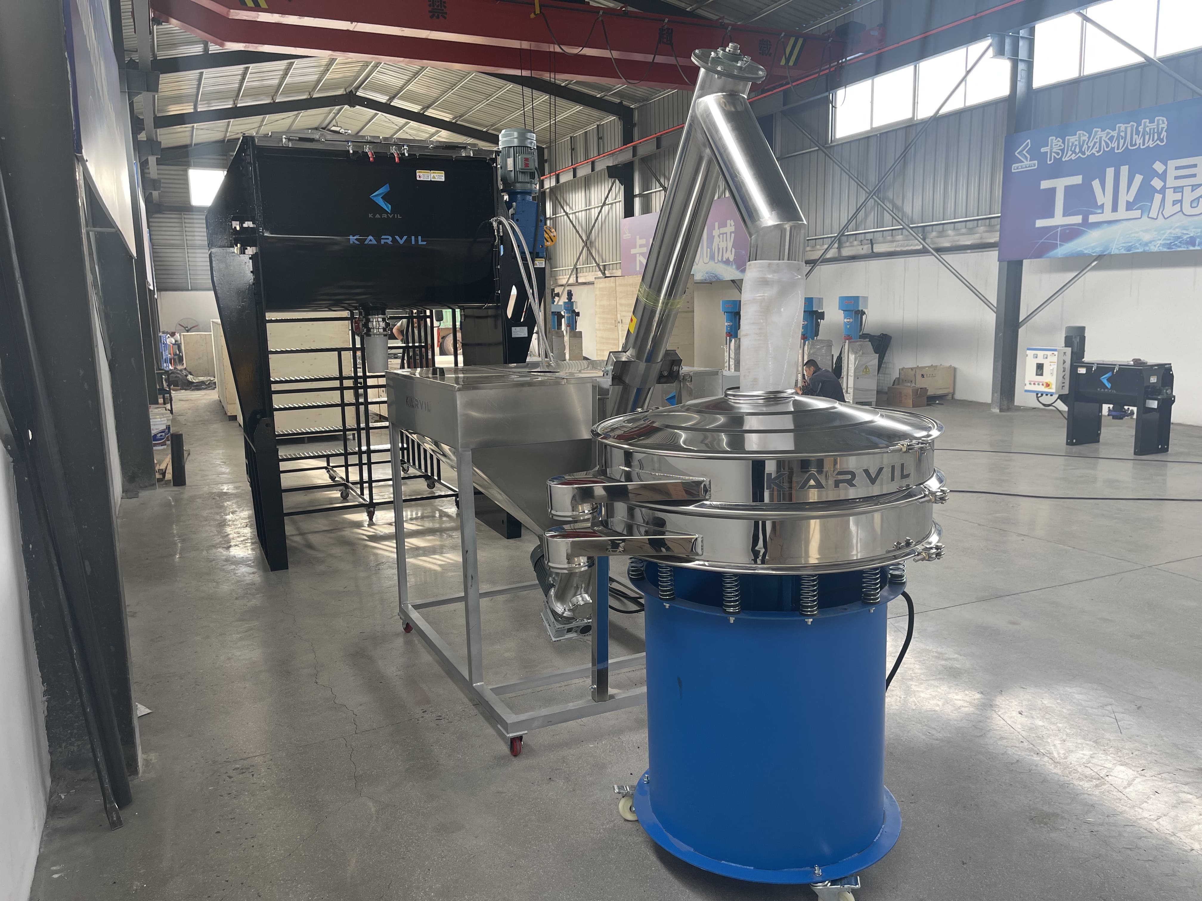 1000L-Horizontal-Ribbon-System-with-Screw Conveyor (6)