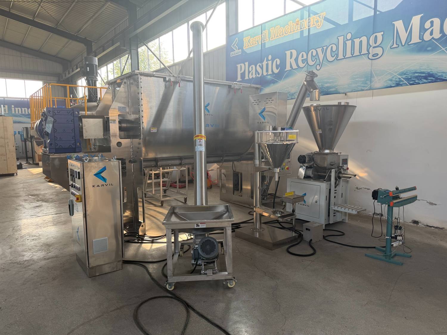 SS316 -Horizontal- Ribbon -Mixer- and- Powder- Packing -Line (3).jpg