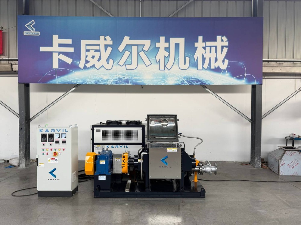 Vacuum Sigma Kneader with Extruder Discharge.jpg