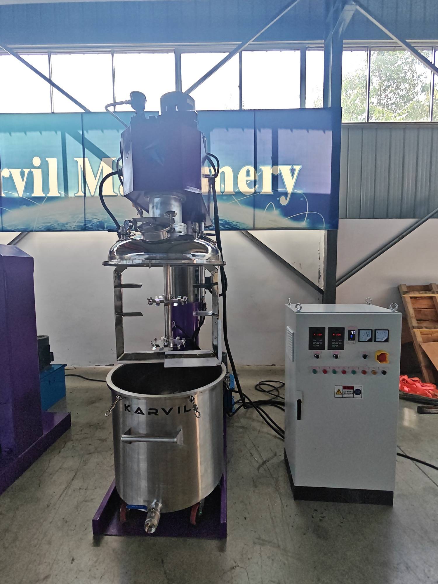 250L-Vacuum -Multi-Function- Mixer- for- Waterproof- Coatings (12).jpg