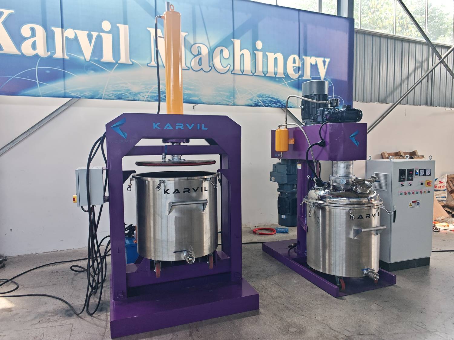 250L-Vacuum -Multi-Function- Mixer- for- Waterproof- Coatings (17).jpg